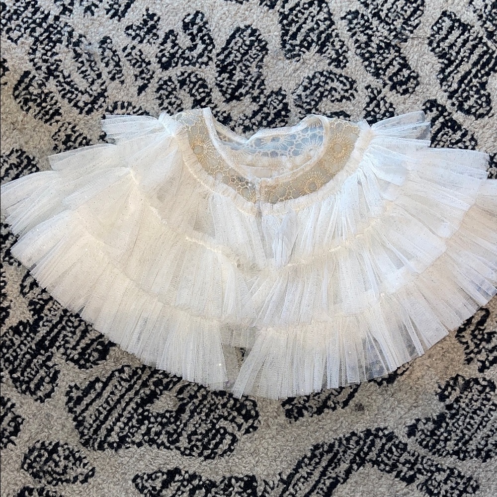White Ruffled Baby Shall - Picture 1 of 2